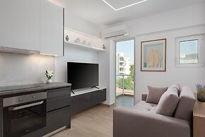 Athenian Riviera Seaside Suite