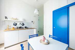 Blu Retreat Close to the City Center