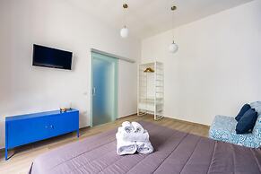 Blu Retreat Close to the City Center