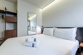 Onyx Hotel