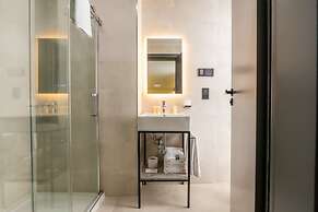 Onyx Hotel