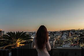 Onyx Hotel