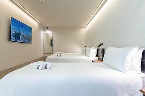 Onyx Hotel