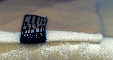 Onyx Hotel