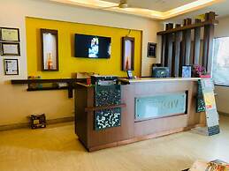 iROOMZ Sree Hotel Suncity