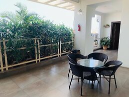 iROOMZ Sree Hotel Suncity