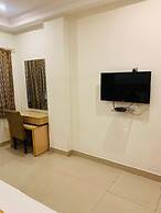 iROOMZ Sree Hotel Suncity