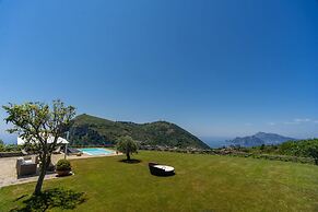 Casa del Capitano in Termini