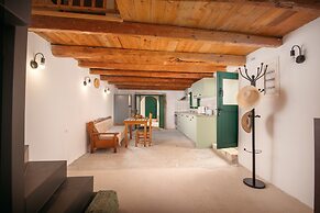 Traditional Anna s Stone House With Private Pool