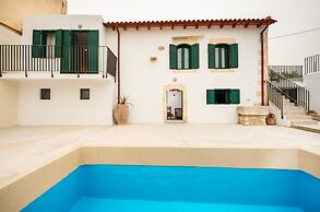 Traditional Anna s Stone House With Private Pool