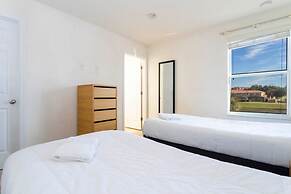 3065 Beautiful 2BD Comfortable Home