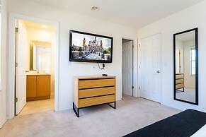 3065 Beautiful 2BD Comfortable Home