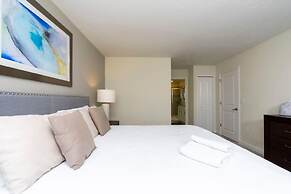 8912 Amazing 6BD Home