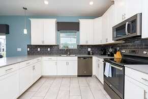 8912 Amazing 6BD Home