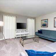 8912 Amazing 6BD Home