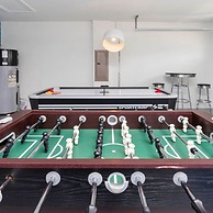 8912 Amazing 6BD Home