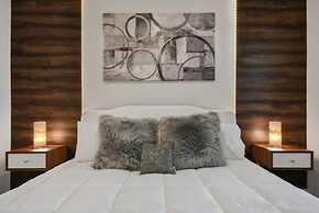 3120 Unit 406 Stunning 2B Apartment