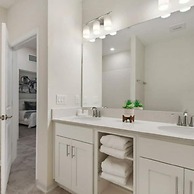 3120 Unit 406 Stunning 2B Apartment