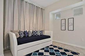 3120 Unit 406 Stunning 2B Apartment