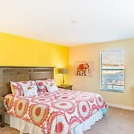 9004 Amazing 5BD With Pool