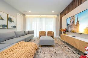 7650 Spacious House With 6BD