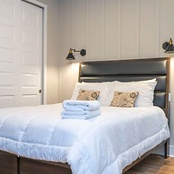 7650 Spacious House With 6BD