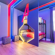 7650 Spacious House With 6BD