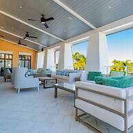 9012 Magical Home 5BD With Flowrider Surf Clubhouse