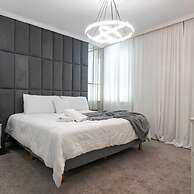 9012 Magical Home 5BD With Flowrider Surf Clubhouse