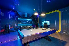 9012 Magical Home 5BD With Flowrider Surf Clubhouse