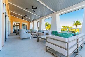 9012 Magical Home 5BD With Flowrider Surf Clubhouse