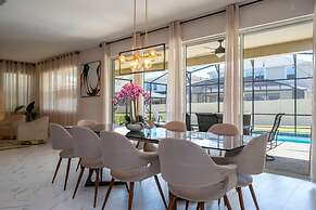 9012 Magical Home 5BD With Flowrider Surf Clubhouse