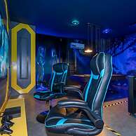 9012 Magical Home 5BD With Flowrider Surf Clubhouse