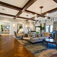 9012 Magical Home 5BD With Flowrider Surf Clubhouse