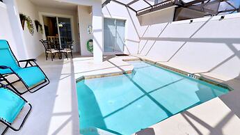 3083 Awesome 4BD Fantastic Club House