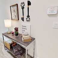 3083 Awesome 4BD Fantastic Club House