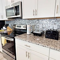 3083 Awesome 4BD Fantastic Club House