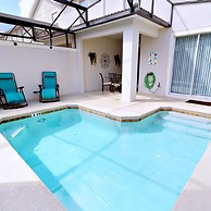 3083 Awesome 4BD Fantastic Club House