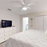 3083 Awesome 4BD Fantastic Club House