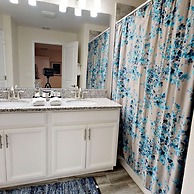 3083 Awesome 4BD Fantastic Club House