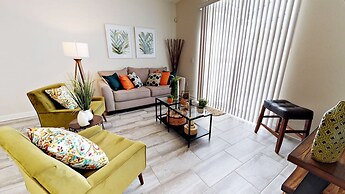 3083 Awesome 4BD Fantastic Club House