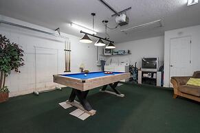 133 Beautiful 5BD Home With Lake View