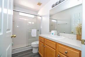 133 Beautiful 5BD Home With Lake View