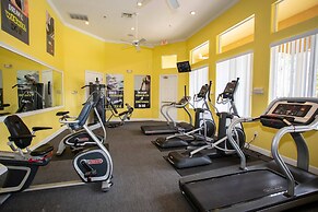 133 Beautiful 5BD Home With Lake View