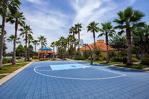 133 Beautiful 5BD Home With Lake View