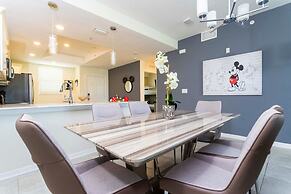 4721 Unit 105 Stunning Apartment 2BD