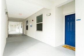 4721 Unit 105 Stunning Apartment 2BD