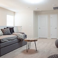 706 Brand New 5BD Near Disney