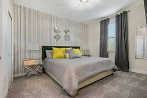 2901 Amazing 8BD Cinema and Game Room