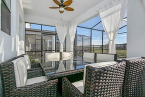 2901 Amazing 8BD Cinema and Game Room